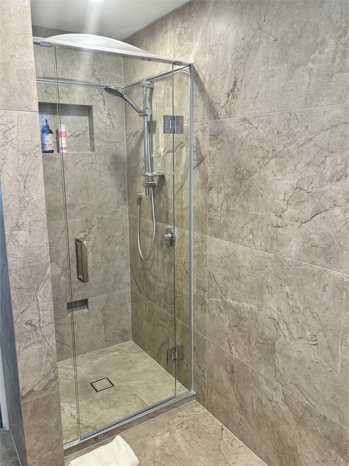 Shower - good pressure and gas heated.
