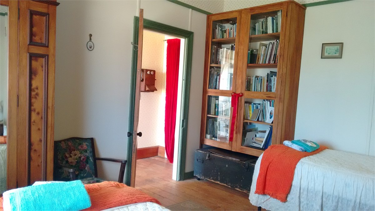 Twin Bedroom comfortable & warm