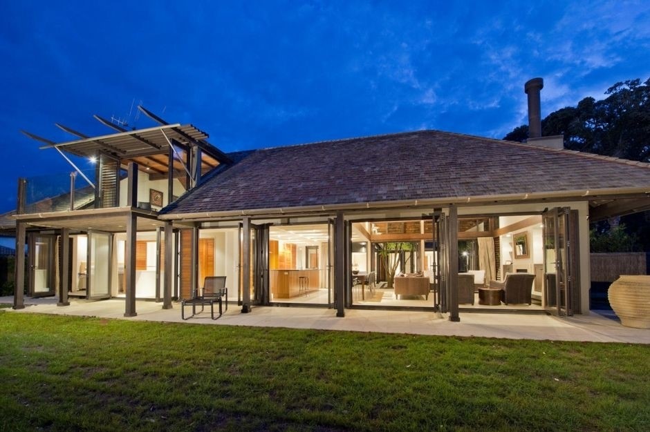 Calianne's beachfront face at night