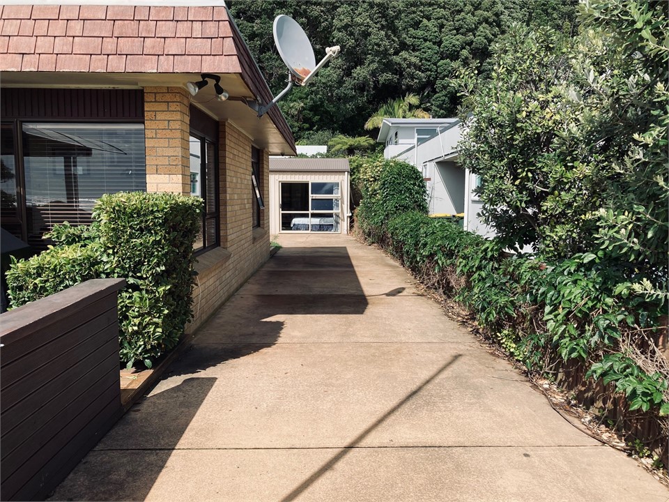 Safe Off-Street Parking down Driveway