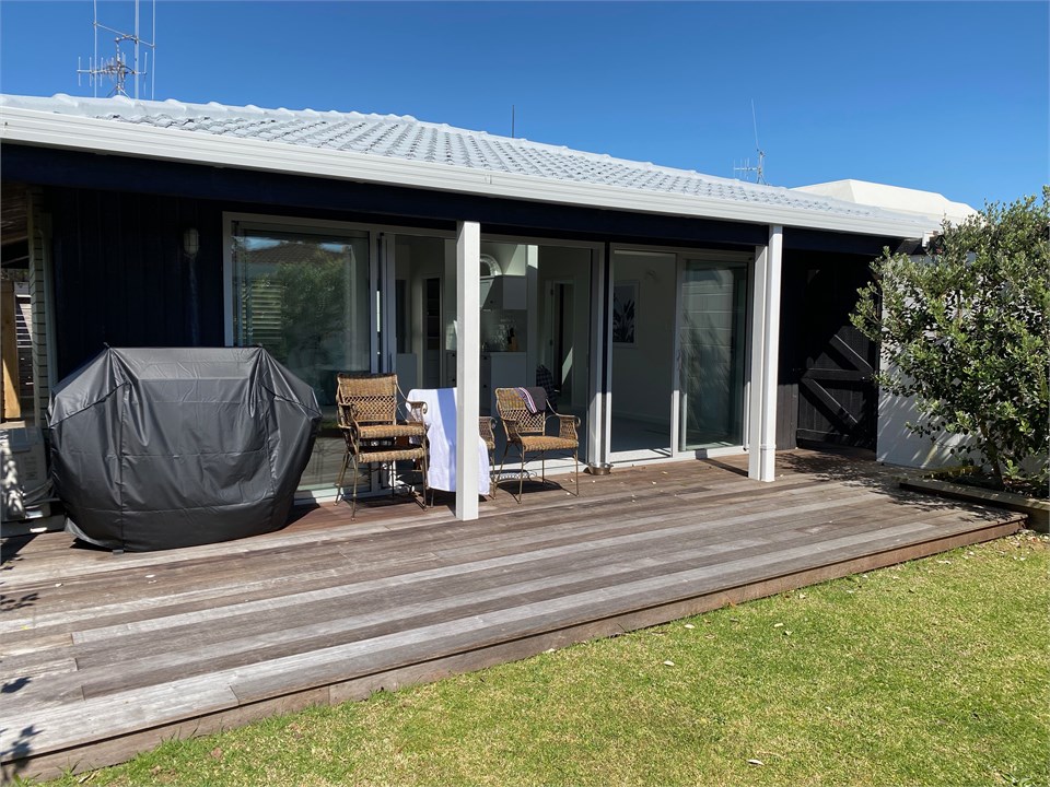 ** SURFSIDE ** MOUNT/OMANU LUXURY UNIT Mt Maunganui Beach House for rent Holiday Houses