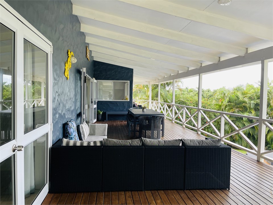 Top Deck Outdoor Area