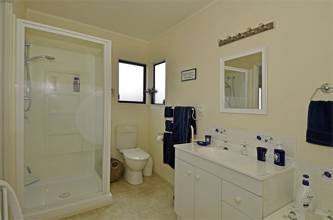 Ensuite Master Bedroom