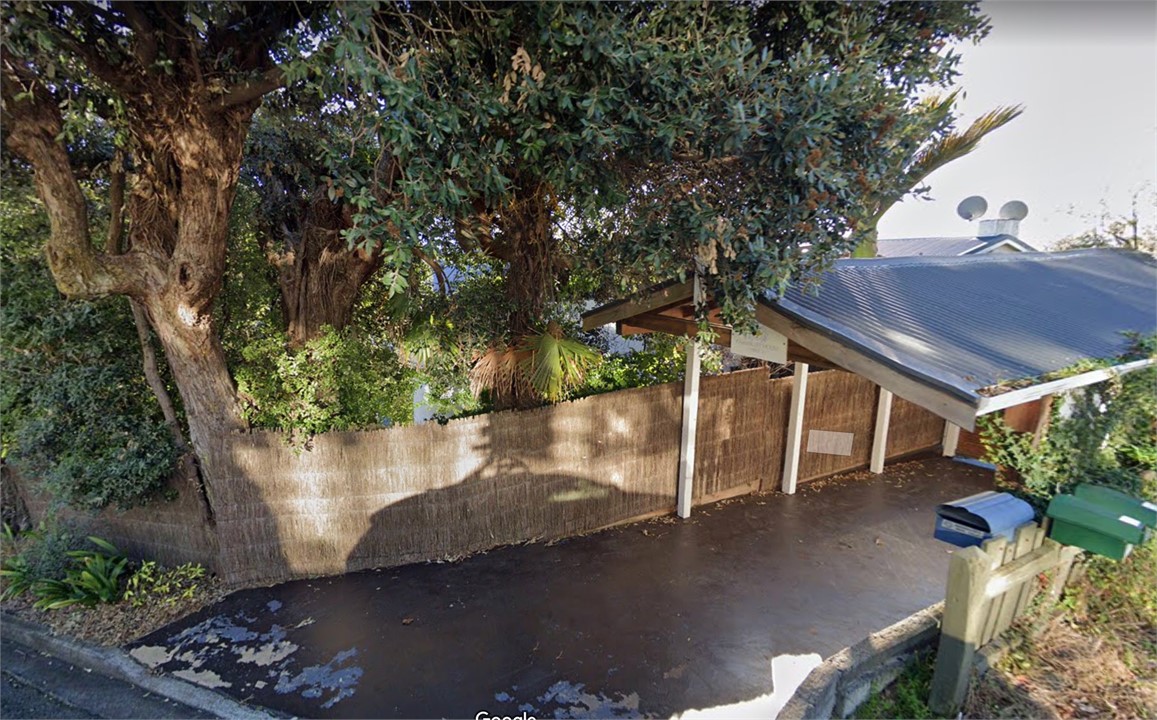 Off-street parking (Carport) with space for 2 vehi