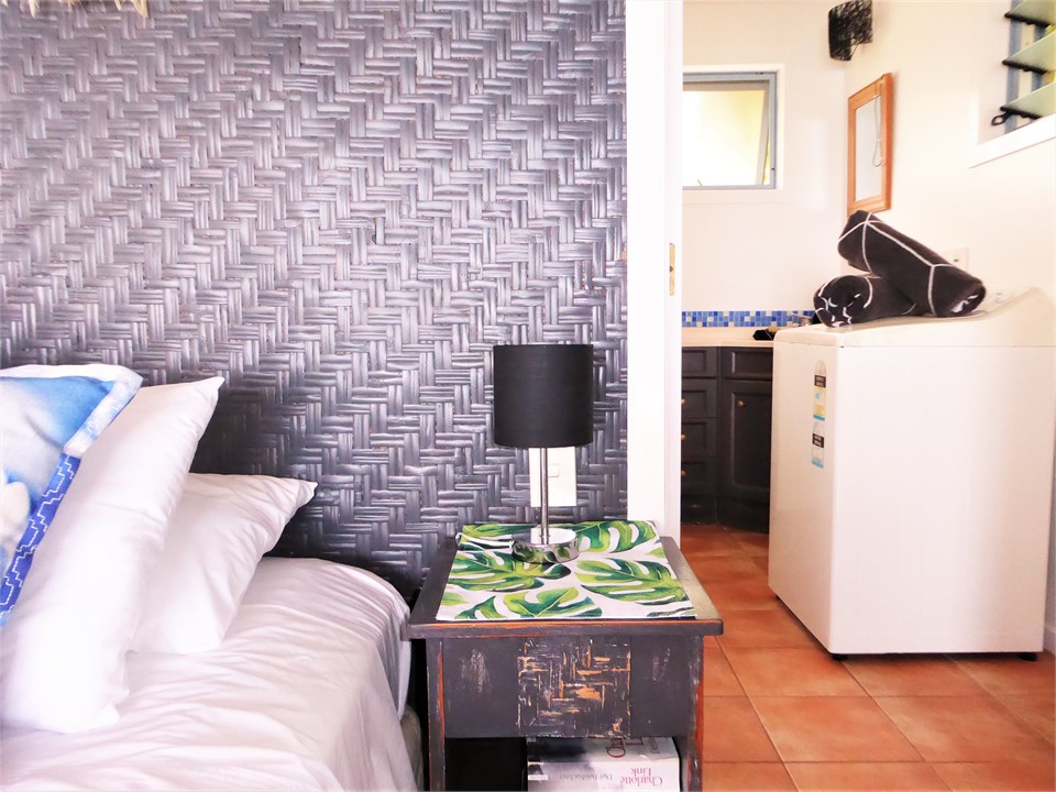 there is a washing machine to use