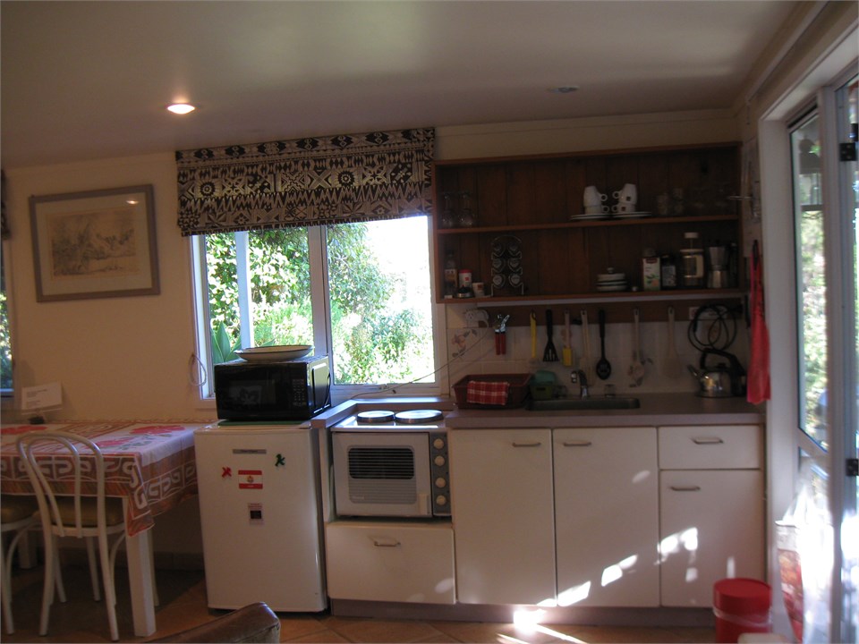 very well equipped kitchenette