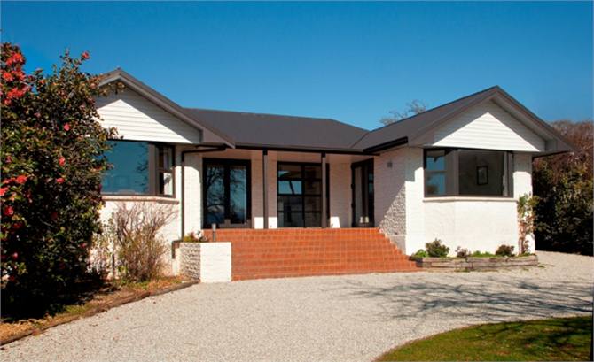 Pemboke Lodge - the main house