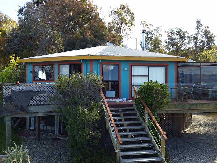 House from the front garden