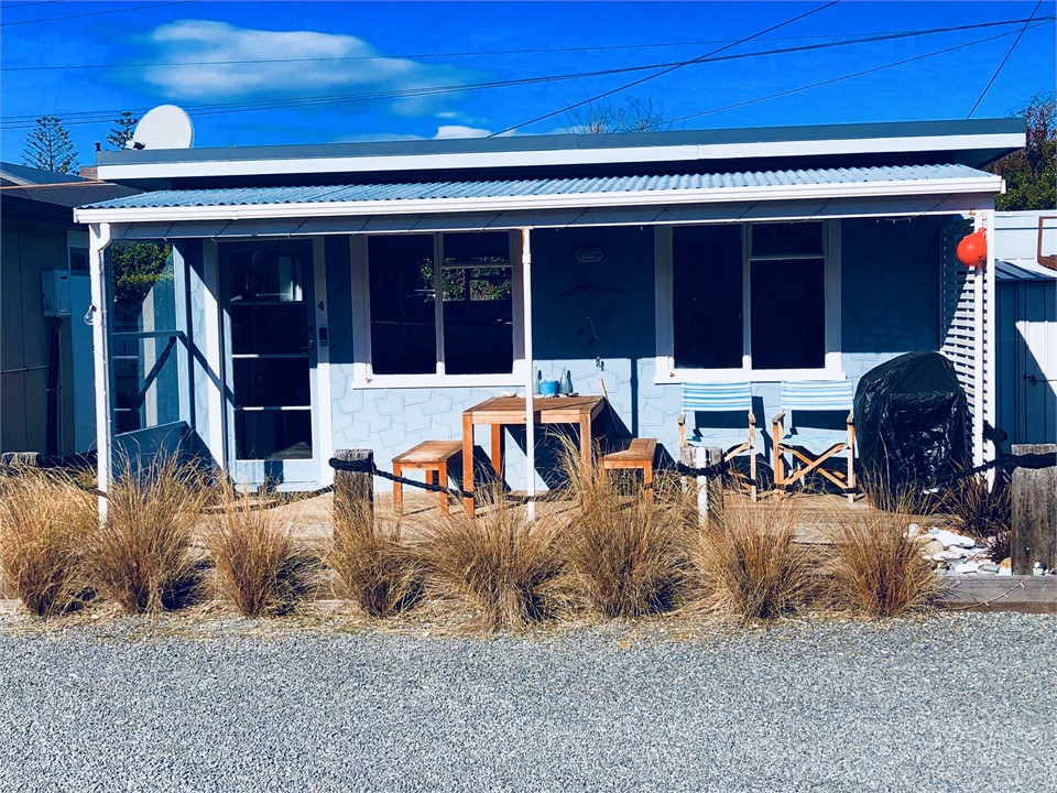 KAINGA on the Esplanade Kaikoura Beach House for rent Holiday Houses