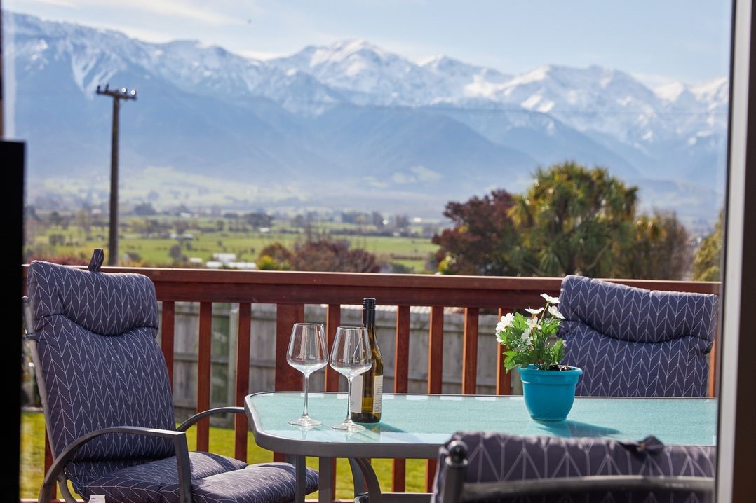 Bayview Vista (Bachcare) Kaikoura Holiday Home for rent Holiday Houses