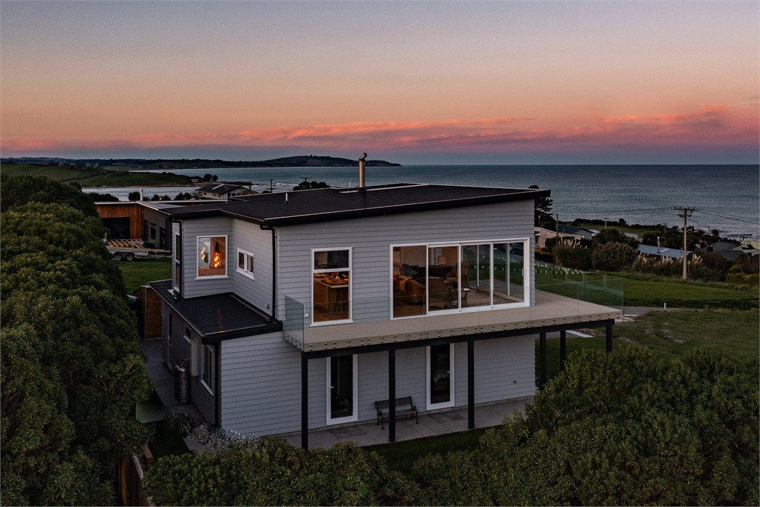 Horizon House at Dusk View to the NE