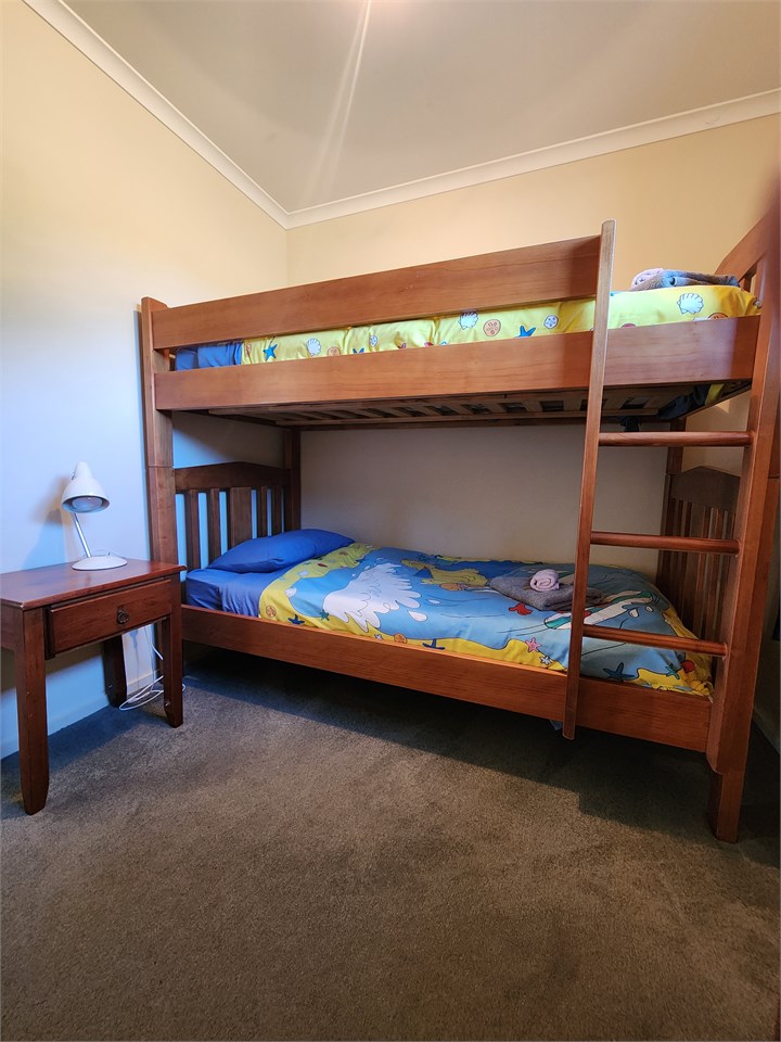 bunkroom, downstairs