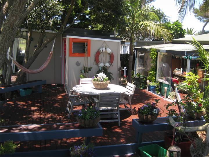Decking area of the Pohutukawa Cabin.