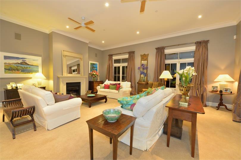 Gracious and welcoming formal lounge