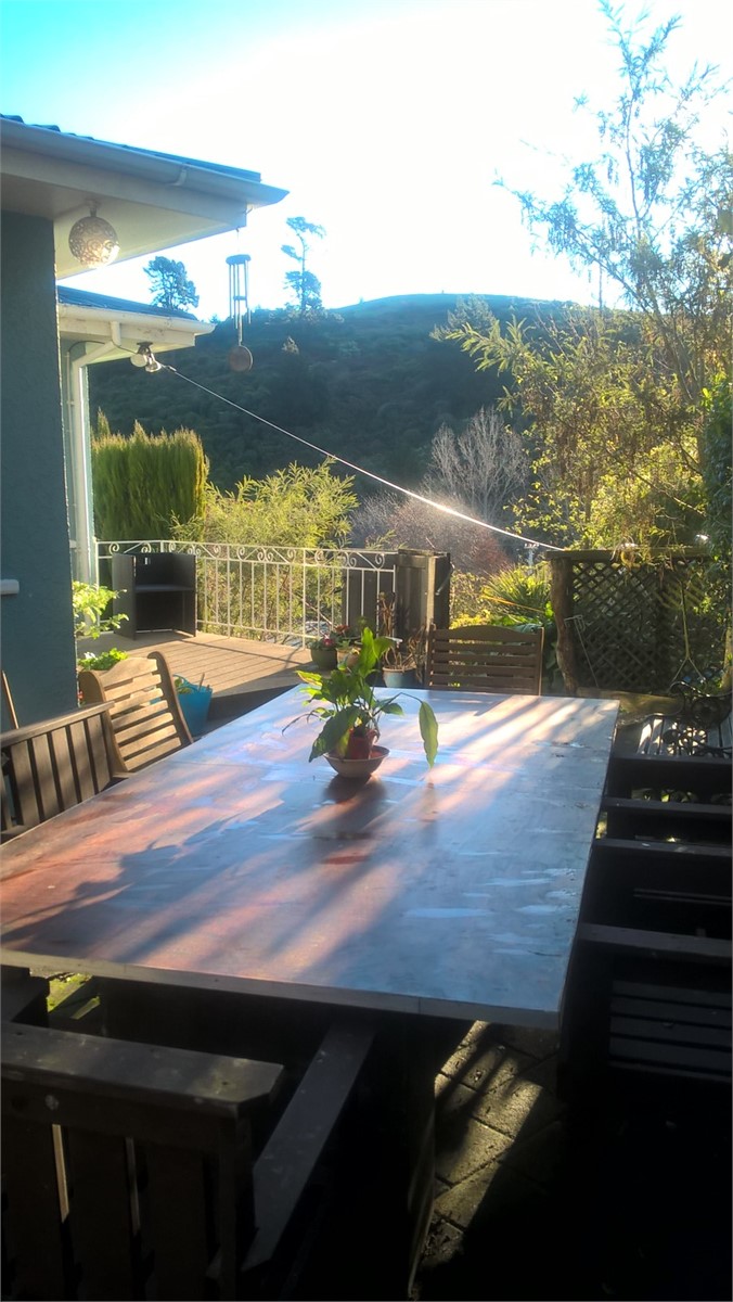 outside dinning table veiw