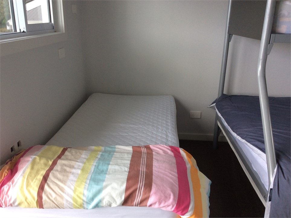 Main house 2nd bedroom with ensuite