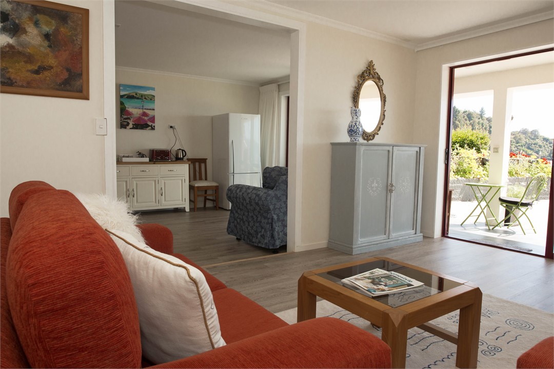 View through to dining and kitchen bar