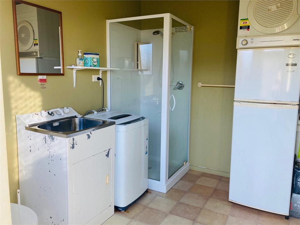 Laundry, Bathroom, extra shower & 2nd Fridge/Freez