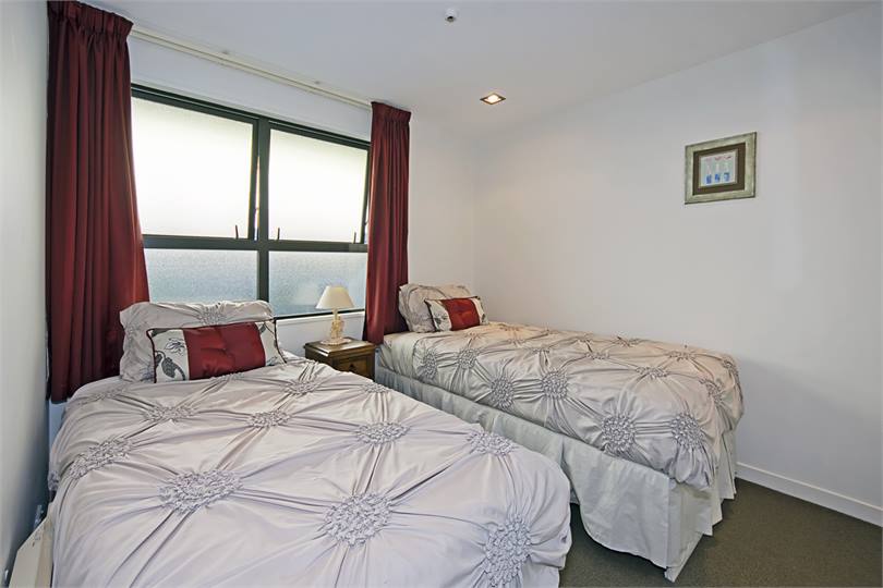 Bedroom 2 with 2 King Single or 1 King Double (on 