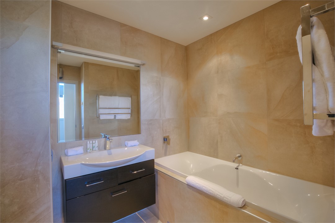 Bathroom for Bedroom 2