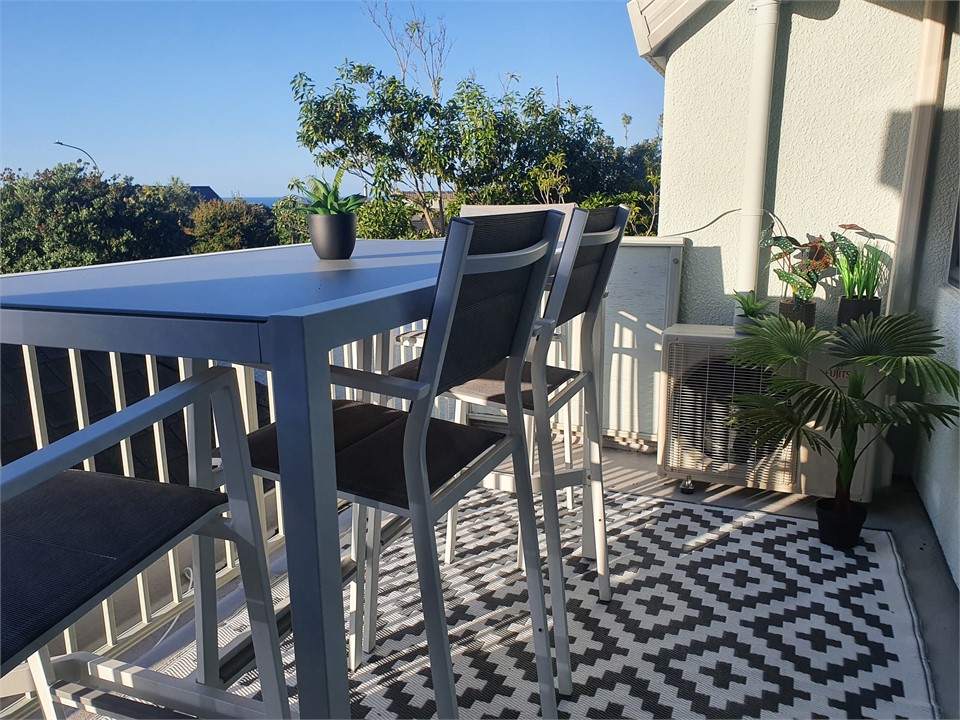 Upper Deck on Top Level