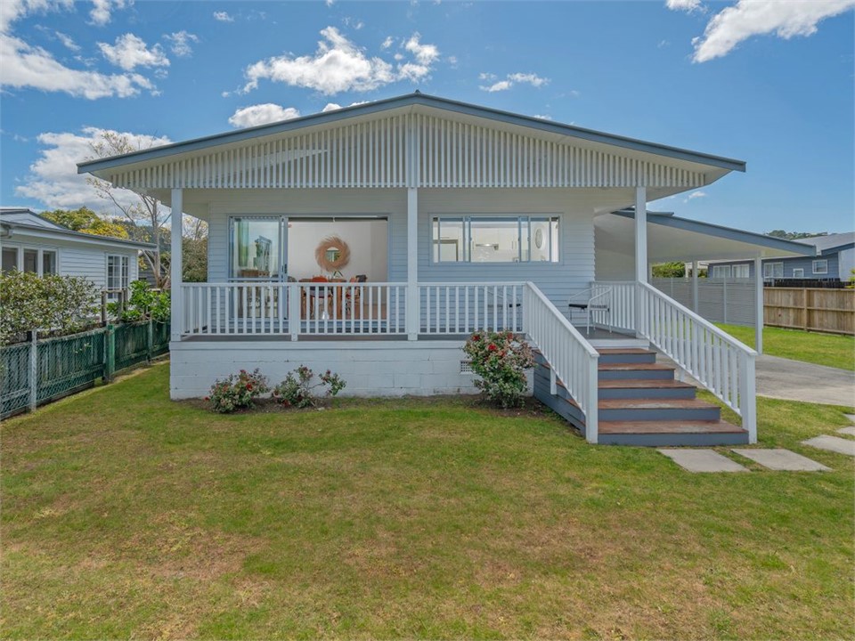 Manaia Cottage (Bachcare) Tairua Holiday Home for rent Holiday Houses