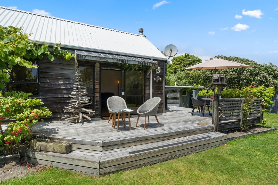 Waimea Cottage (Bachcare) Waikanae Beach Holiday Home for rent