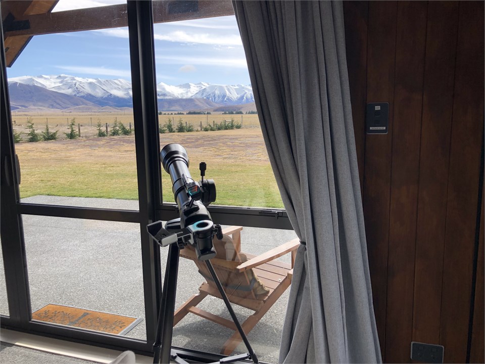 Telescope for guest use