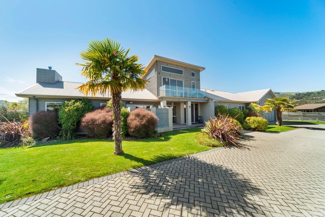 Grand View Retreat (Bachcare) Kinloch Holiday Home for rent Holiday