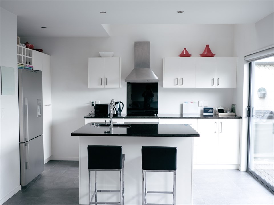 Modern, well equipped kitchen