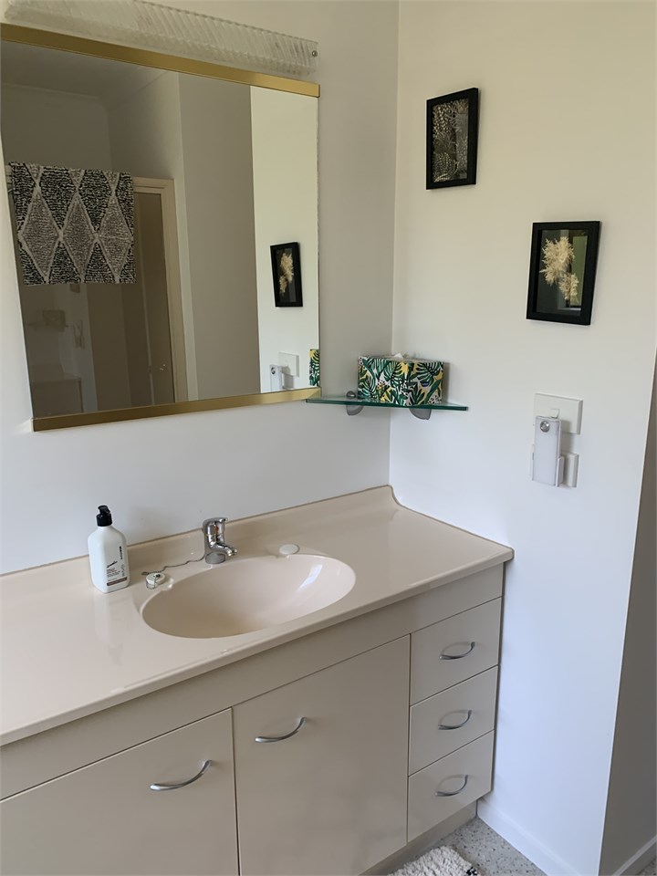 Main bathroom