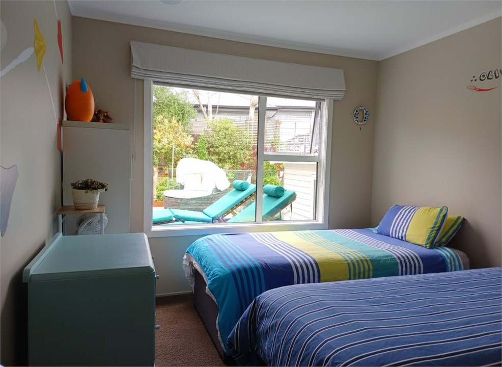 Bedroom #3 with 2 singles