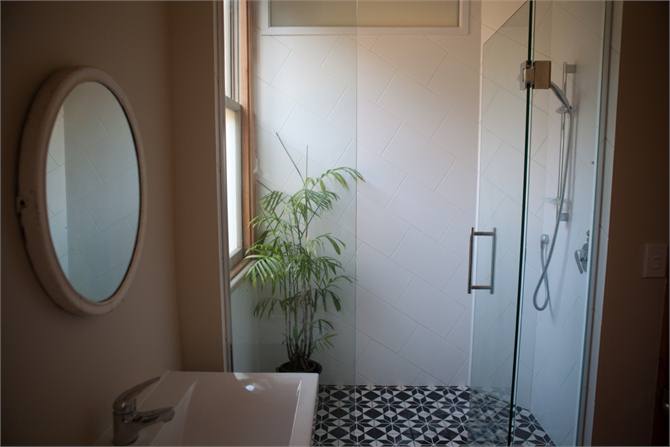 Bathroom upper level