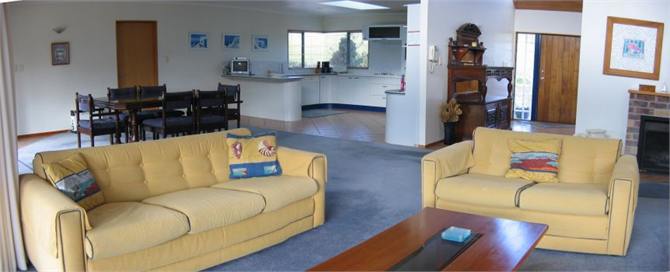 Living to Dining & Kitchen