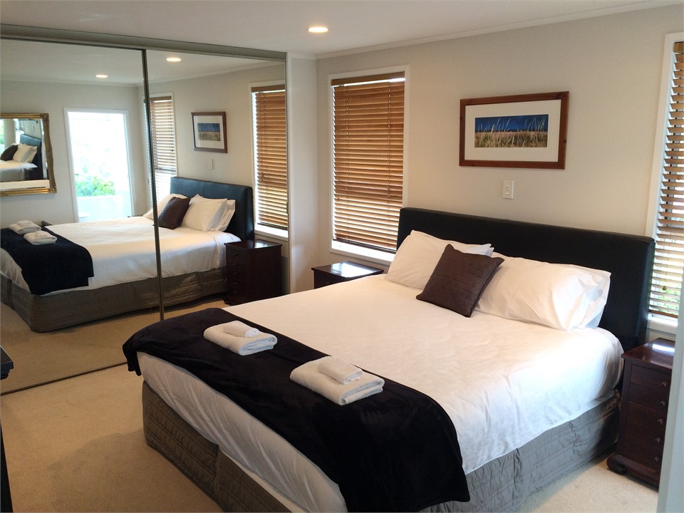 Master Bedroom - California King with EnSuite