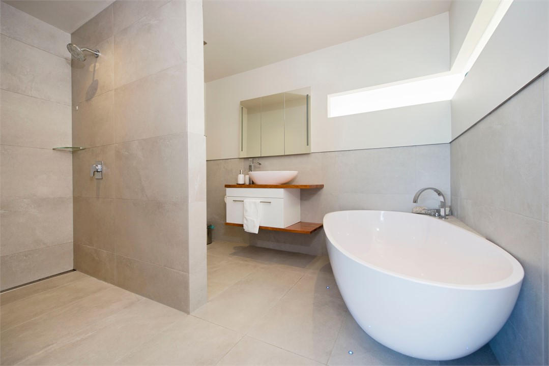 Master ensuite