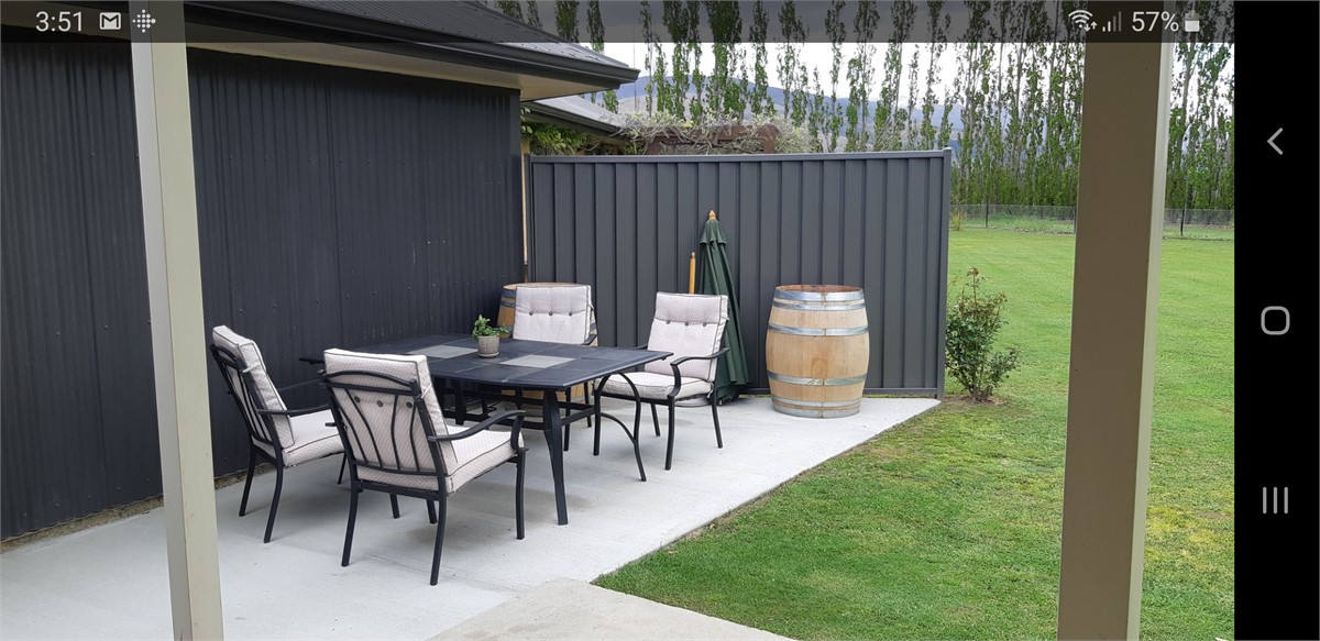 Outdoor dining and bbq