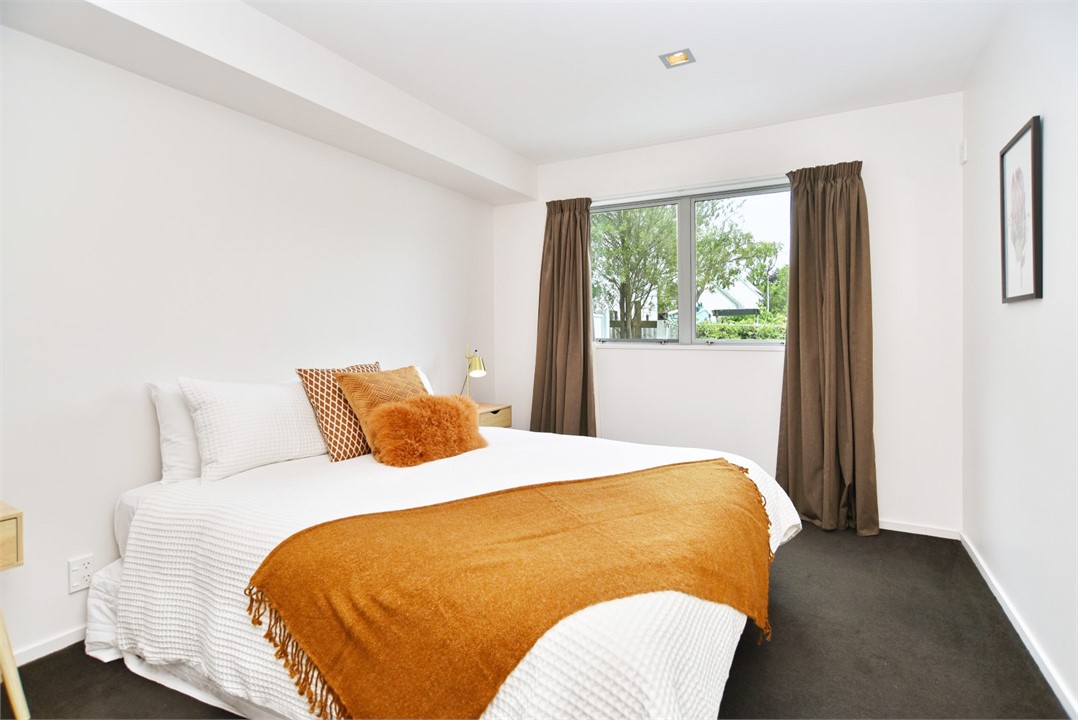 Bedroom 1 has a King bed