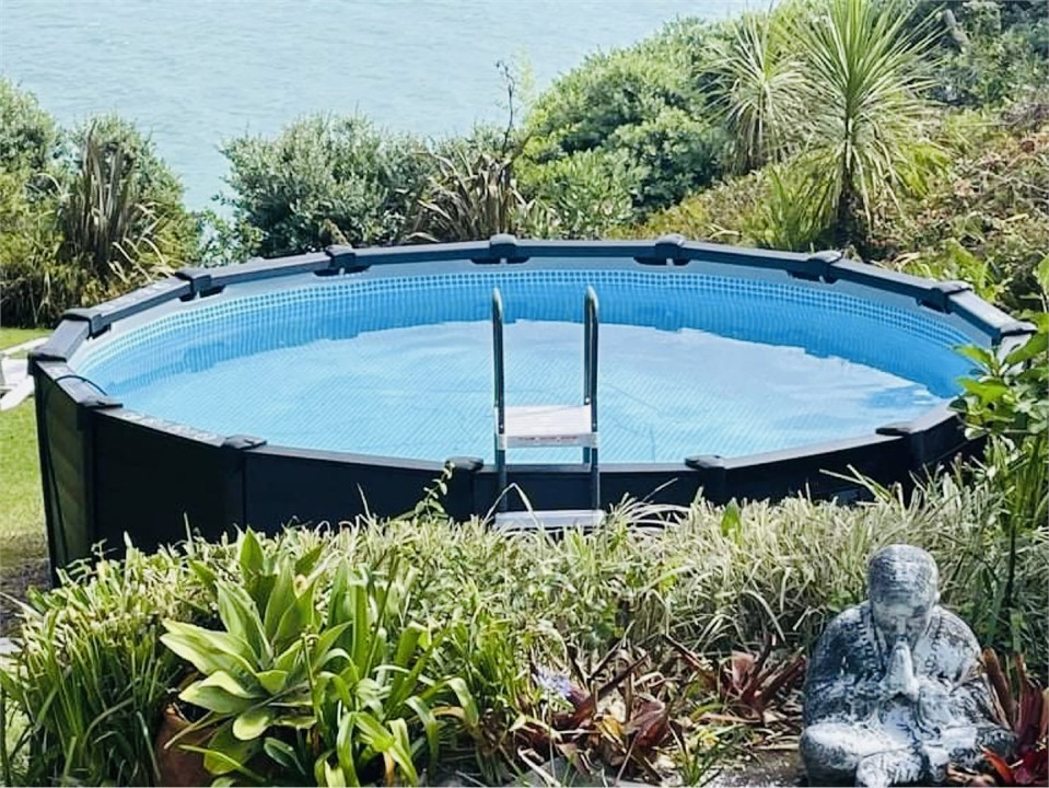 Plunge pool.
