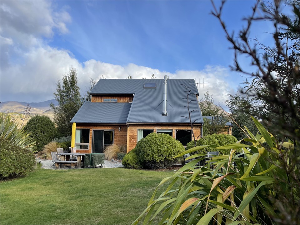 Arrowtown Cottage® Arrowtown Holiday Home for rent Holiday Houses