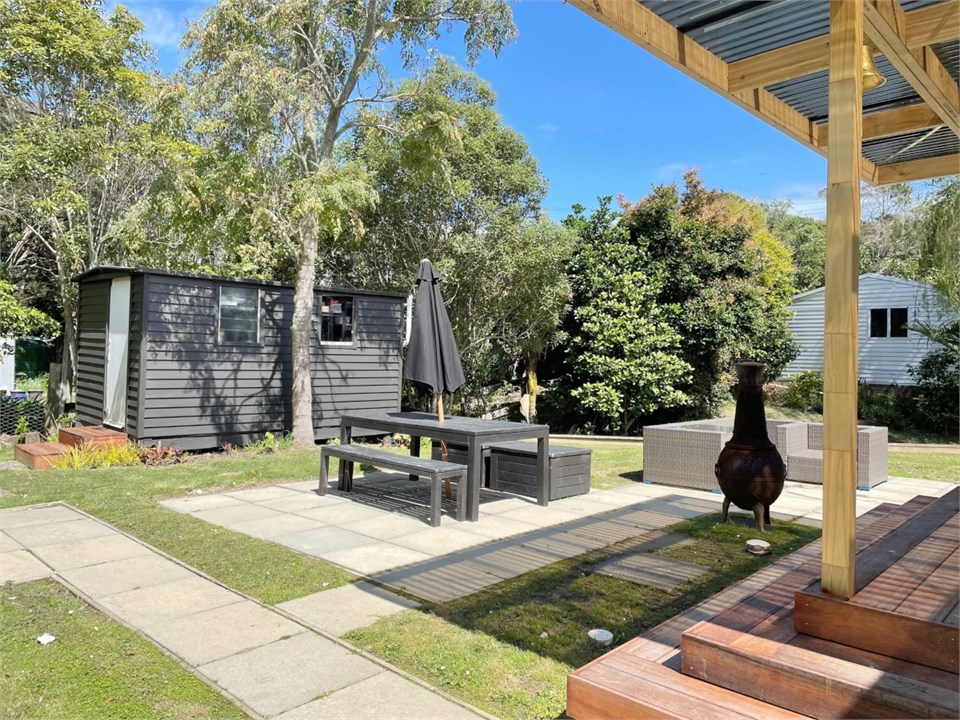 Midpoint Waiheke Escapes Waiheke Island Holiday Home for rent