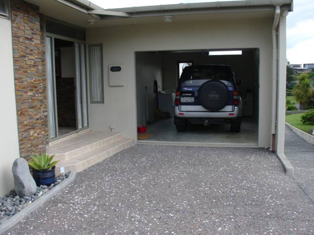 Upper Garage Front Entry