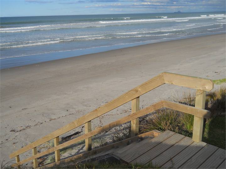 Easy access to the beach - thanks Brendon!