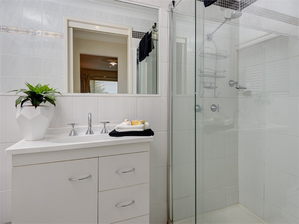 Master Ensuite