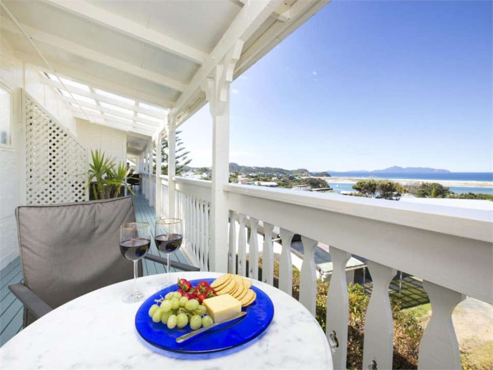 Beachcomber B&B Room