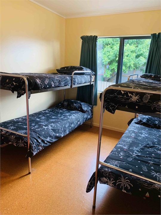 Barbara Ave Beach House - Beach Bunk Room