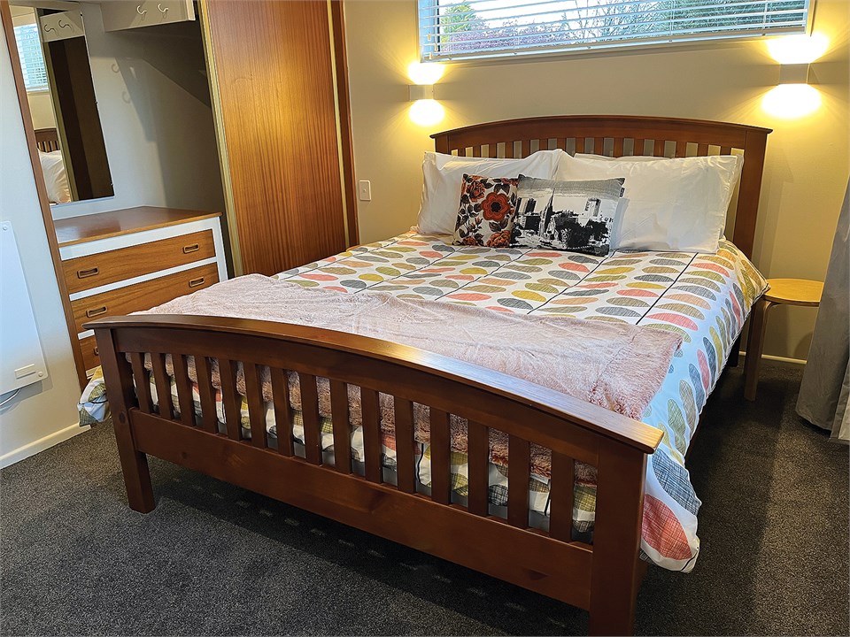 Both bedrooms have ceiling fans & wall heaters