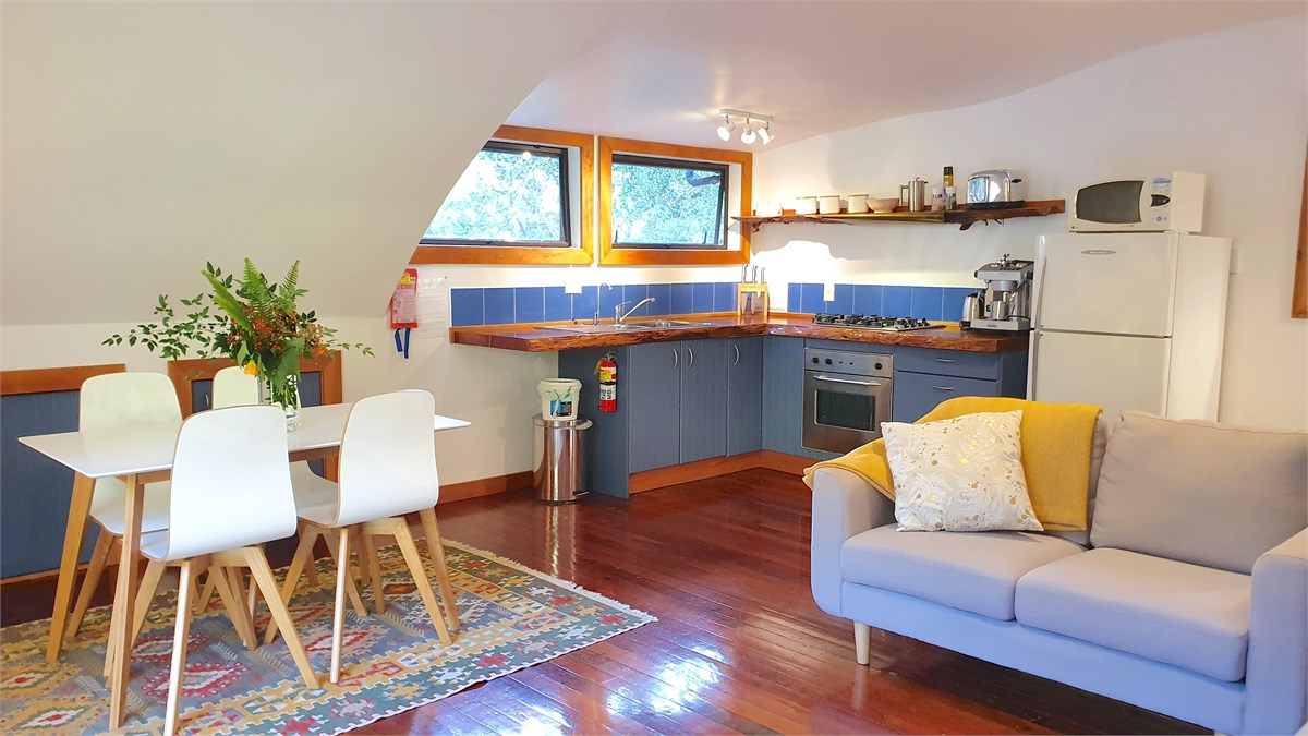 Open plan living, dining and kitchen