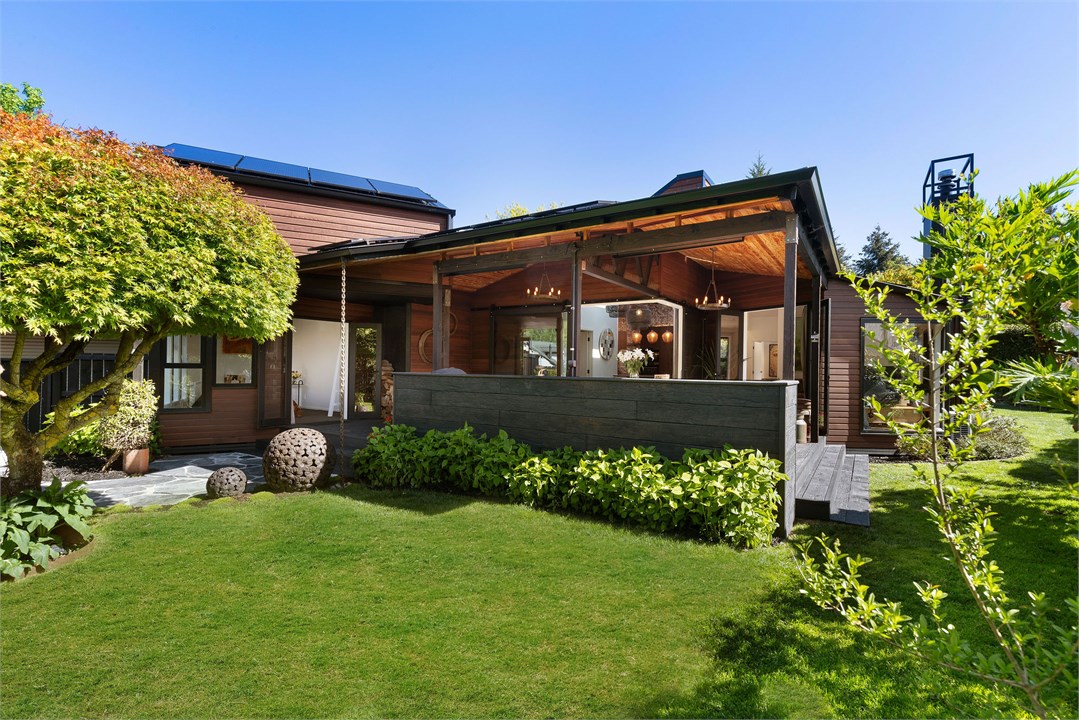 Aura Queenstown Holiday Homes | Arrowtown Luxury E