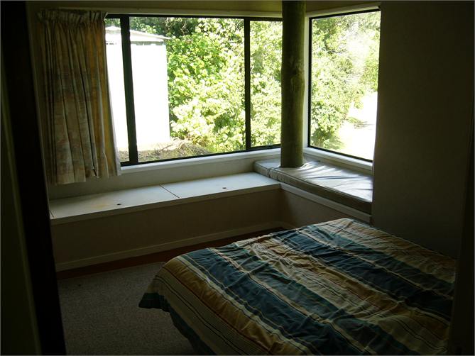 Downstairs double bedroom